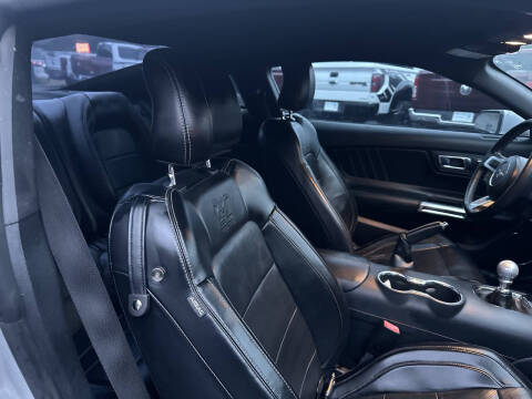 2015 Ford Mustang EcoBoost Premium