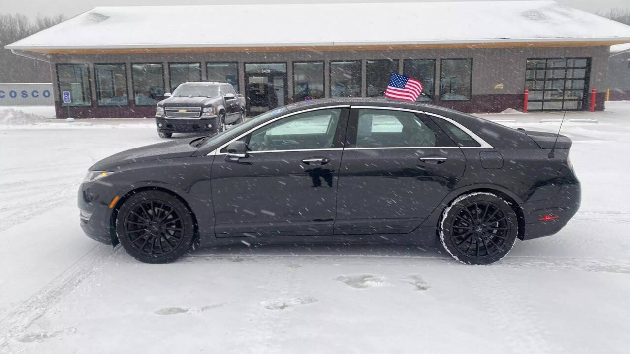 2013 Lincoln MKZ for sale at Newcombs North Certified Auto Sales in Metamora, MI