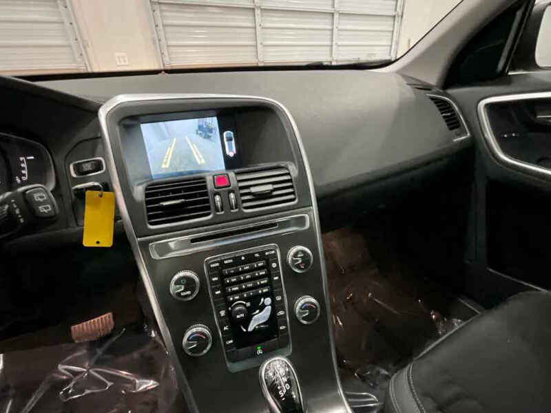 2015 Volvo XC60 T5 Drive-E