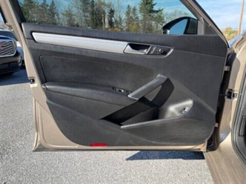 2016 Volkswagen Passat 1.8T S