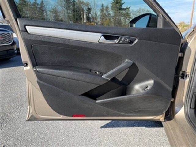 2016 Volkswagen Passat 1.8T S