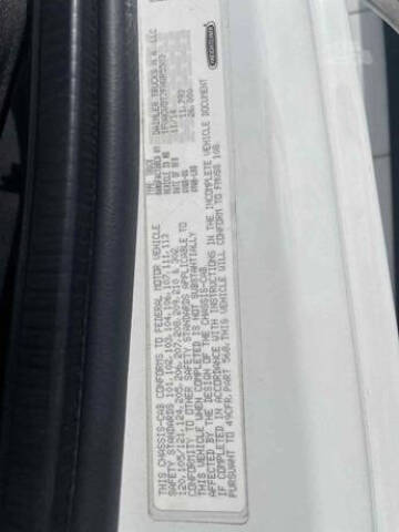 2015 Freightliner M2 106