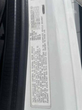 2015 Freightliner M2 106