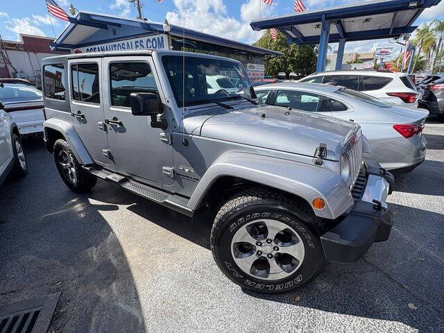 2016 Jeep Wrangler Unlimited Sahara