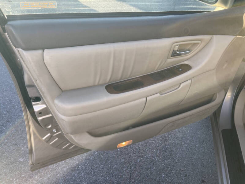 2003 Toyota Avalon XL