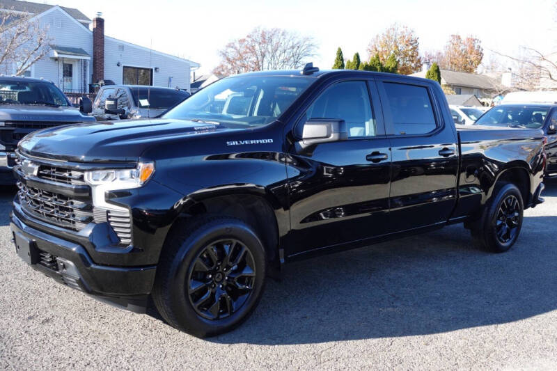 2024 Chevrolet Silverado 1500 RST's photo