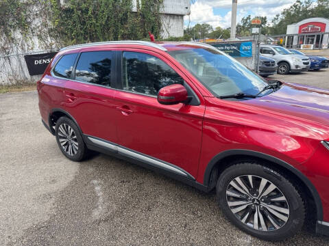 2019 Mitsubishi Outlander SE