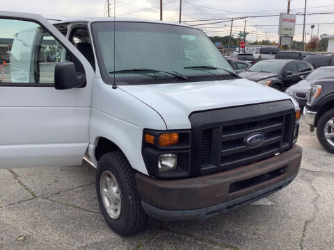 2009 Ford E-Series E-250