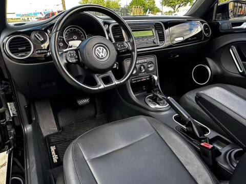 2014 Volkswagen Beetle Convertible 2.5L