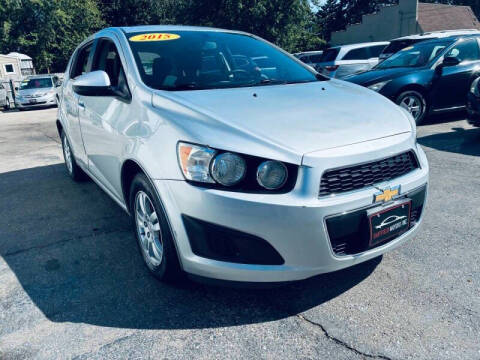 2015 Chevrolet Sonic LT Manual