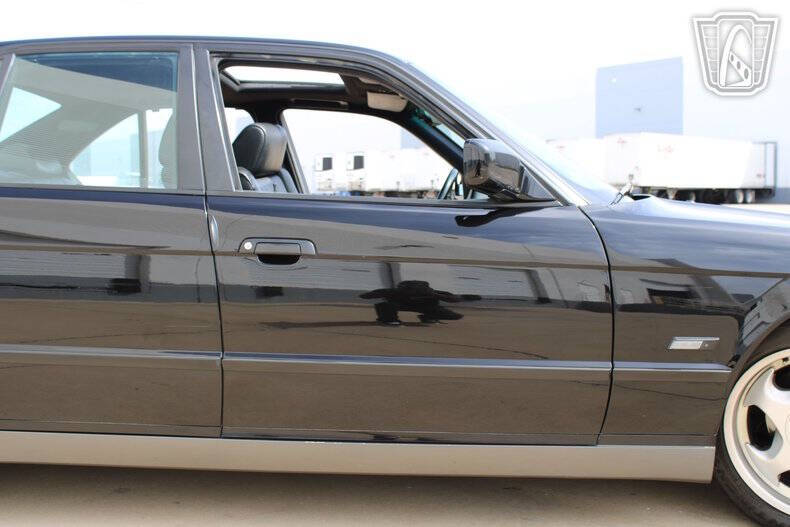1991 BMW M5