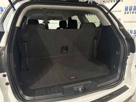 2017 Chevrolet Traverse LT