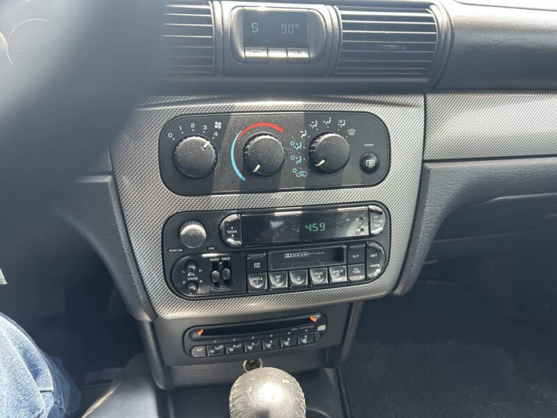 2004 Chrysler Sebring LXi