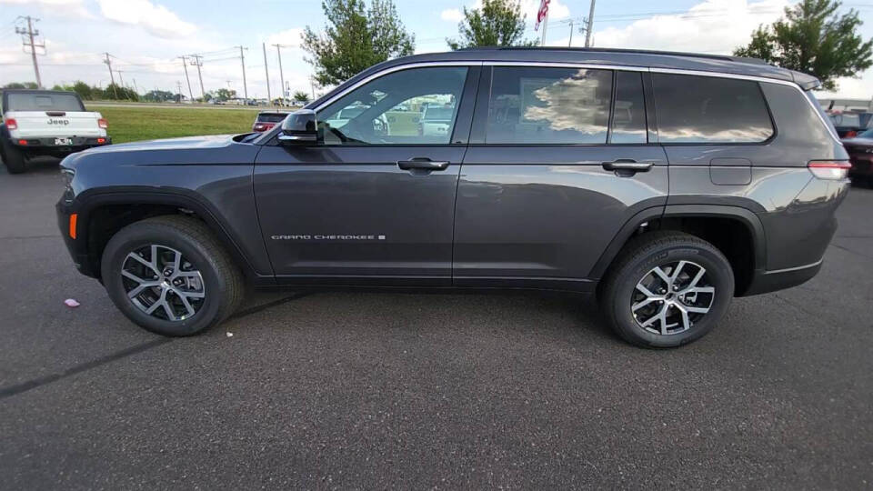 2024 Jeep Grand Cherokee L for sale at Victoria Auto Sales in Victoria, MN