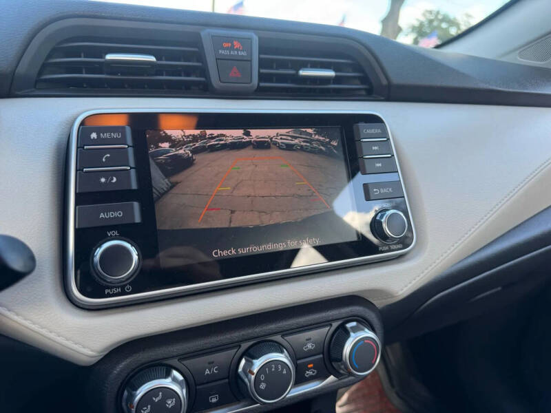 2021 Nissan Versa SV