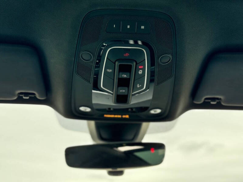 2018 Audi SQ5 3.0T quattro Premium Plus