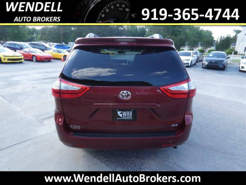 2016 Toyota Sienna
