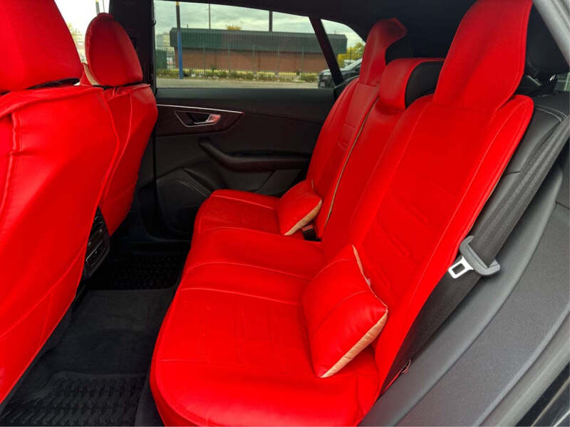 2021 Audi Q8 quattro Premium 55 TFSI