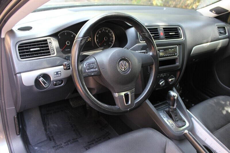 2012 Volkswagen Jetta