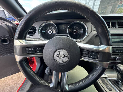 2014 Ford Mustang V6