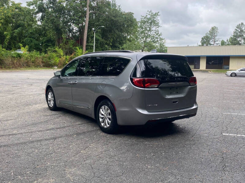 2017 Chrysler Pacifica Touring-L