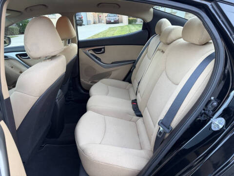 2011 Hyundai Elantra GLS