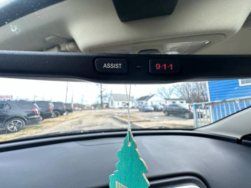 2016 Chrysler 200 Limited Platinum