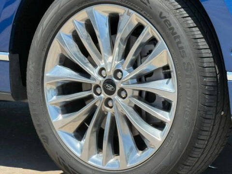 2023 Ford Edge Titanium