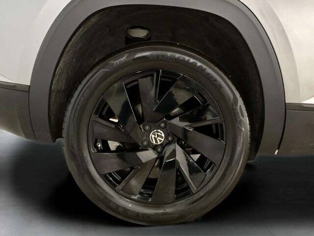 2025 Volkswagen Atlas Cross Sport SE 4Motion