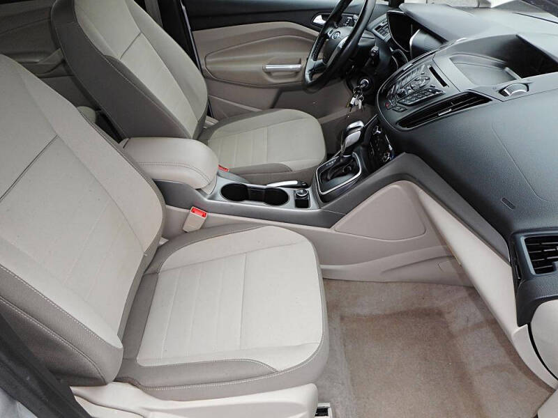 2014 Ford C-MAX Hybrid SE