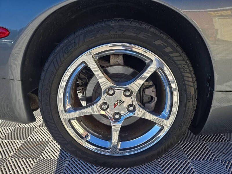 2004 Chevrolet Corvette