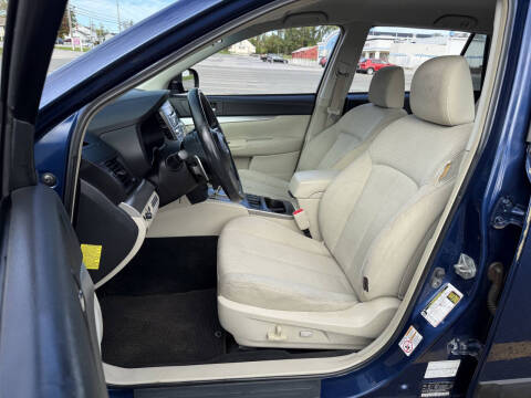 2011 Subaru Outback 2.5i Premium