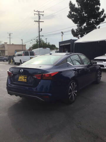 2022 Nissan Altima 2.5 SR