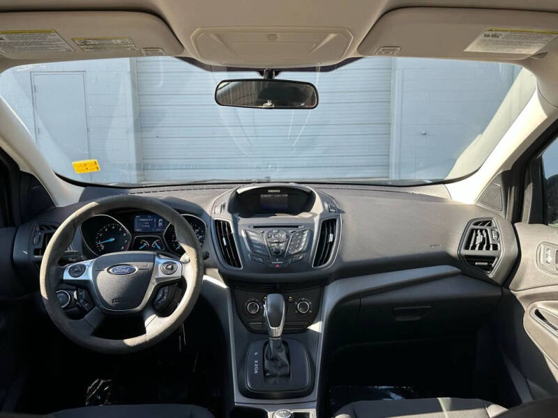 2014 Ford Escape S