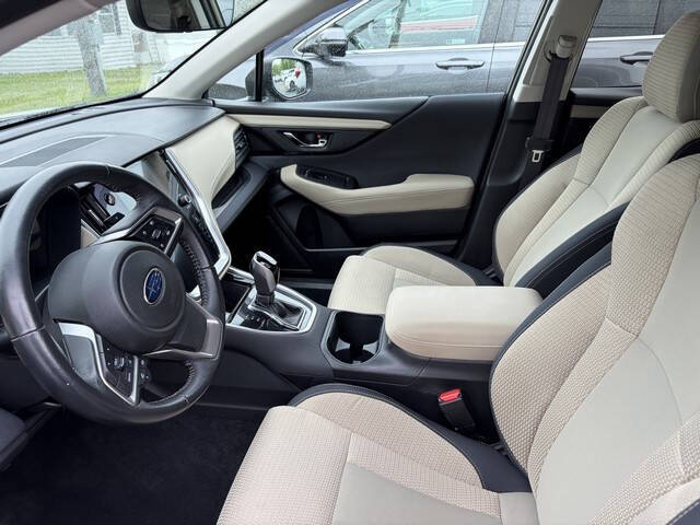 2022 Subaru Outback Premium