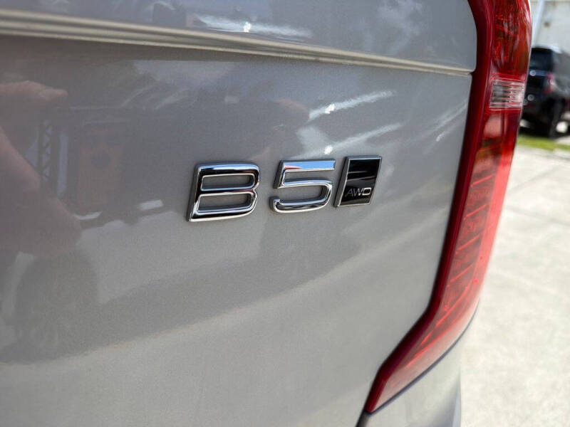 2023 Volvo XC90 B5 Plus Bright Theme