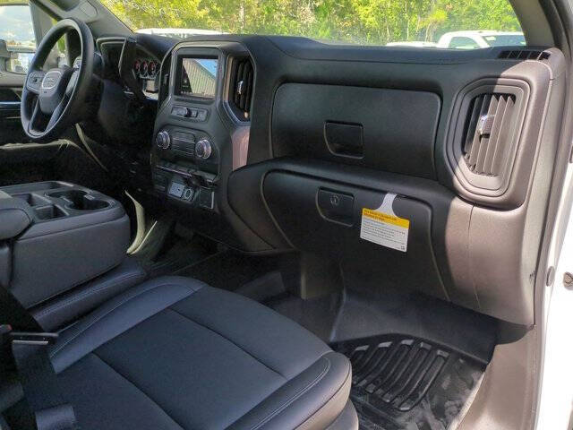 2025 GMC Sierra 3500HD CC Pro