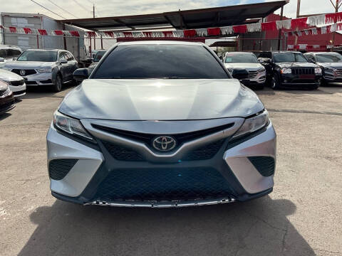 2019 Toyota Camry for sale at M&M Diamond Cars LLC in Phoenix AZ