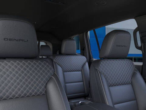 2025 GMC Acadia Denali