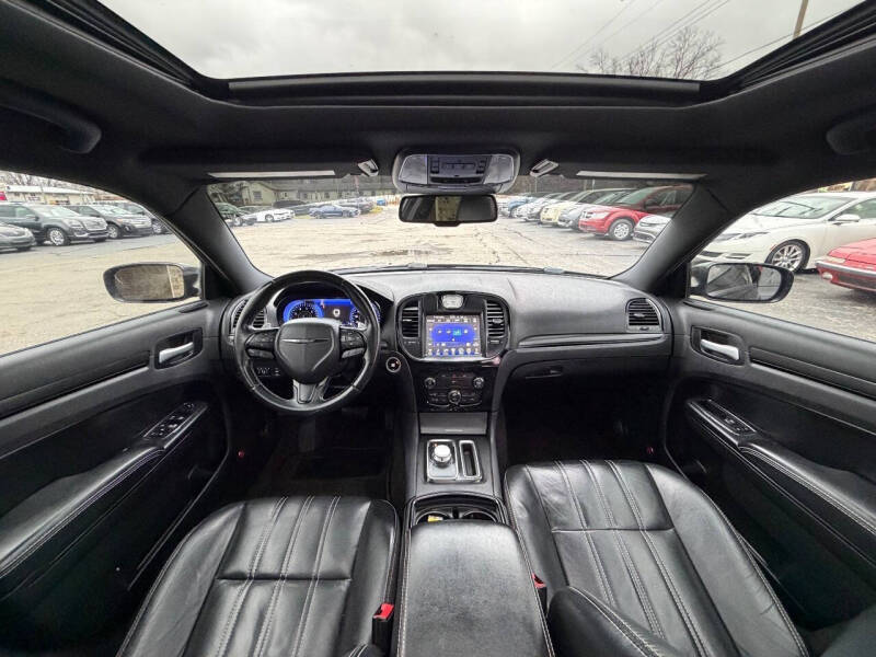 2016 Chrysler 300 S Alloy Edition