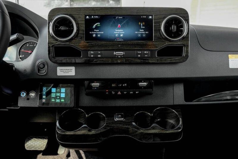 2024 Mercedes-Benz Sprinter 3500XD