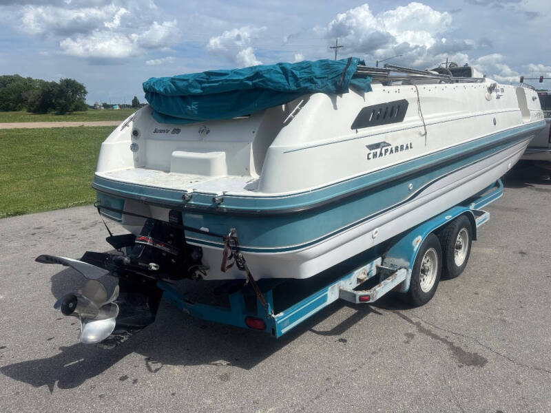 1996 Chaparral Sunesta 250