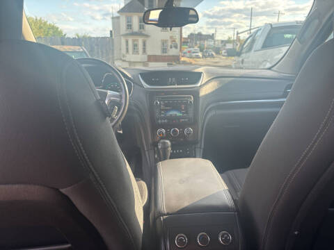 2017 Chevrolet Traverse LT