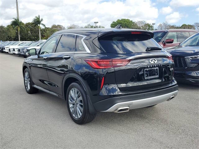 2025 Infiniti QX50 Luxe