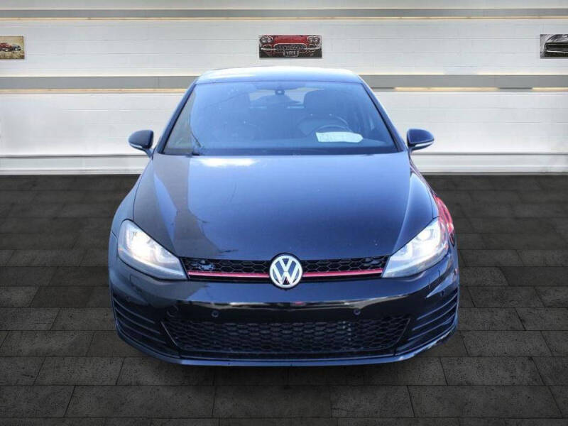 2015 Volkswagen Golf R