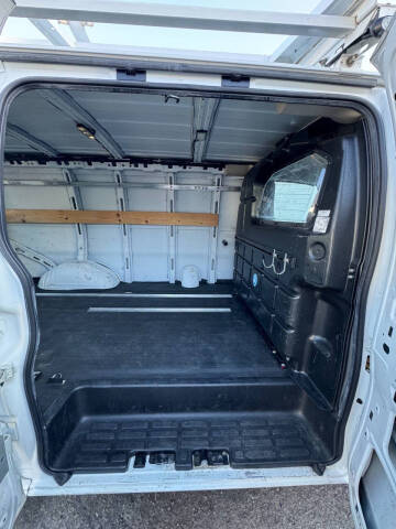 2017 Chevrolet Express 2500