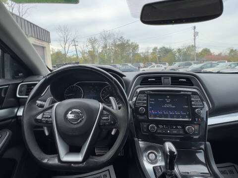 2018 Nissan Maxima 3.5 SR