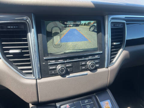 2016 Porsche Macan S