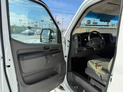 2016 Nissan NV 2500 HD S