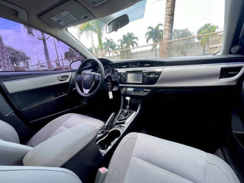 2016 Toyota Corolla LE